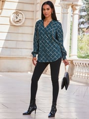Sosandar Green Chain Lace Up Longline Blouse - Image 3 of 4