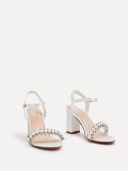 Linzi Ivory Bridal Tinsley Block Heeled Sandals With Pearl and Diamante Front Strap - Image 3 of 5
