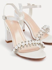 Linzi Ivory Bridal Tinsley Block Heeled Sandals With Pearl and Diamante Front Strap - Image 4 of 5
