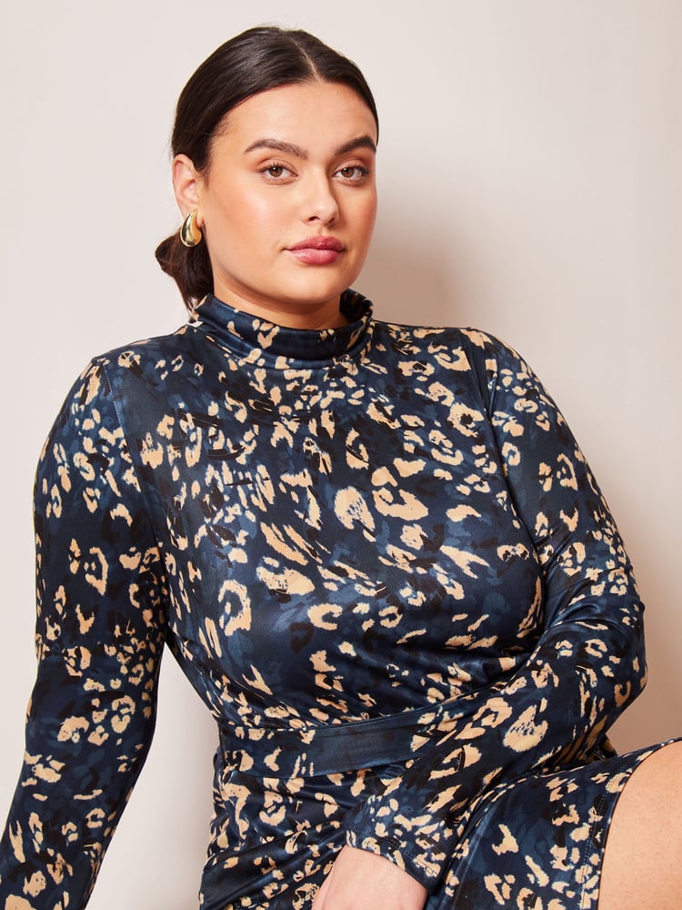 Lipsy Navy Blue Petite Jersey Tie Waist High Neck Long Sleeve Shift Mini Dress - Image 4 of 4