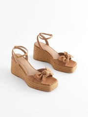 Tan Brown Forever Comfort® Leather Bow Wedges - Image 3 of 9