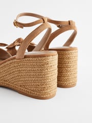 Tan Brown Forever Comfort® Leather Bow Wedges - Image 5 of 9