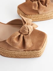 Tan Brown Forever Comfort® Leather Bow Wedges - Image 6 of 9