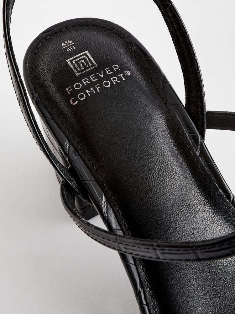 Black Forever Comfort® Toe Post Block Heel Sandals - Image 6 of 6