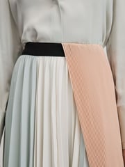 Reiss Pink/Cream Maddie Pleated Asymmetric Midi Skirt - Image 4 of 6