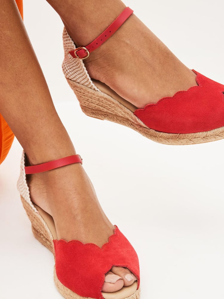 Red Scallop Peep Toe Wedges - Image 2 of 7