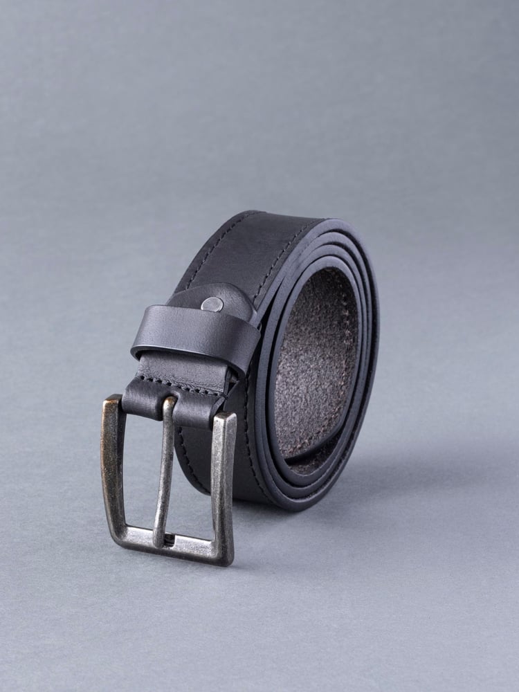 Lakeland Leather Black Eskdale Leather Belt - Image 2 of 3