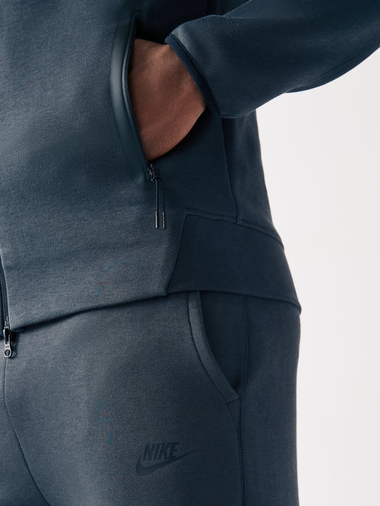Nike Dark Grey Tech Fleece Zip-Up Hoodie - Image 11 of 11