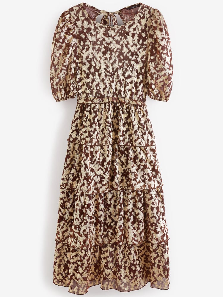 Brown Foil Print Plissé Tiered Short Sleeve Midi Dress - Image 5 of 5