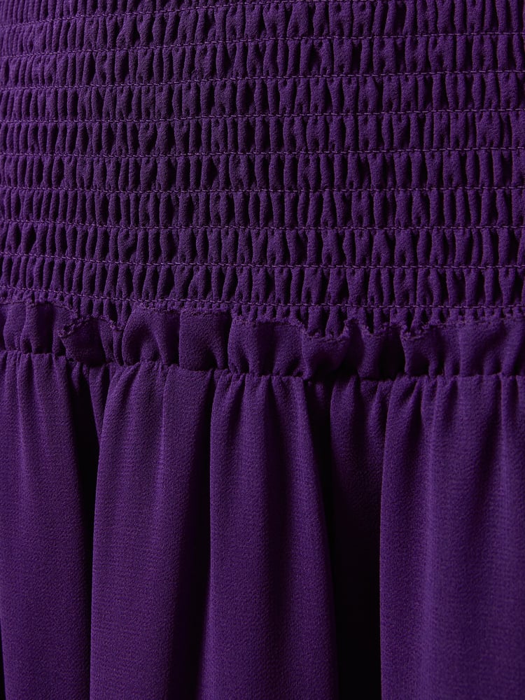 Florere Plunge Neck Shirred Maxi Dress - Image 5 of 5