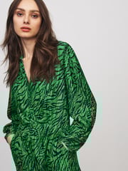 Green Zebra Print Long Sleeve Plissé Jumpsuit - Image 4 of 5