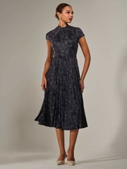 Jolie Moi Black Chrome Jersey Capped Sleeve Pleated Midi Dress - Image 4 of 6