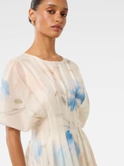 Forever New White Petite Eve Seam Detail Midi Dress with a Touch Of Linen - Image 4 of 4