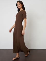 Threadbare Brown Textured Jersey Maxi Dress - Image 4 of 5