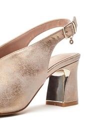 Moda in Pelle Love High Vamp Comfort Sandals with Swoosh Heels - Image 4 of 4