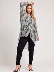 Yours Curve Grey Snake Print Longline Batwing Sleeve Shirt - Image 2 of 5