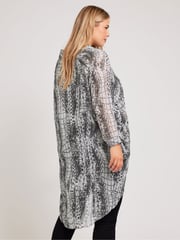 Yours Curve Grey Snake Print Longline Batwing Sleeve Shirt - Image 3 of 5